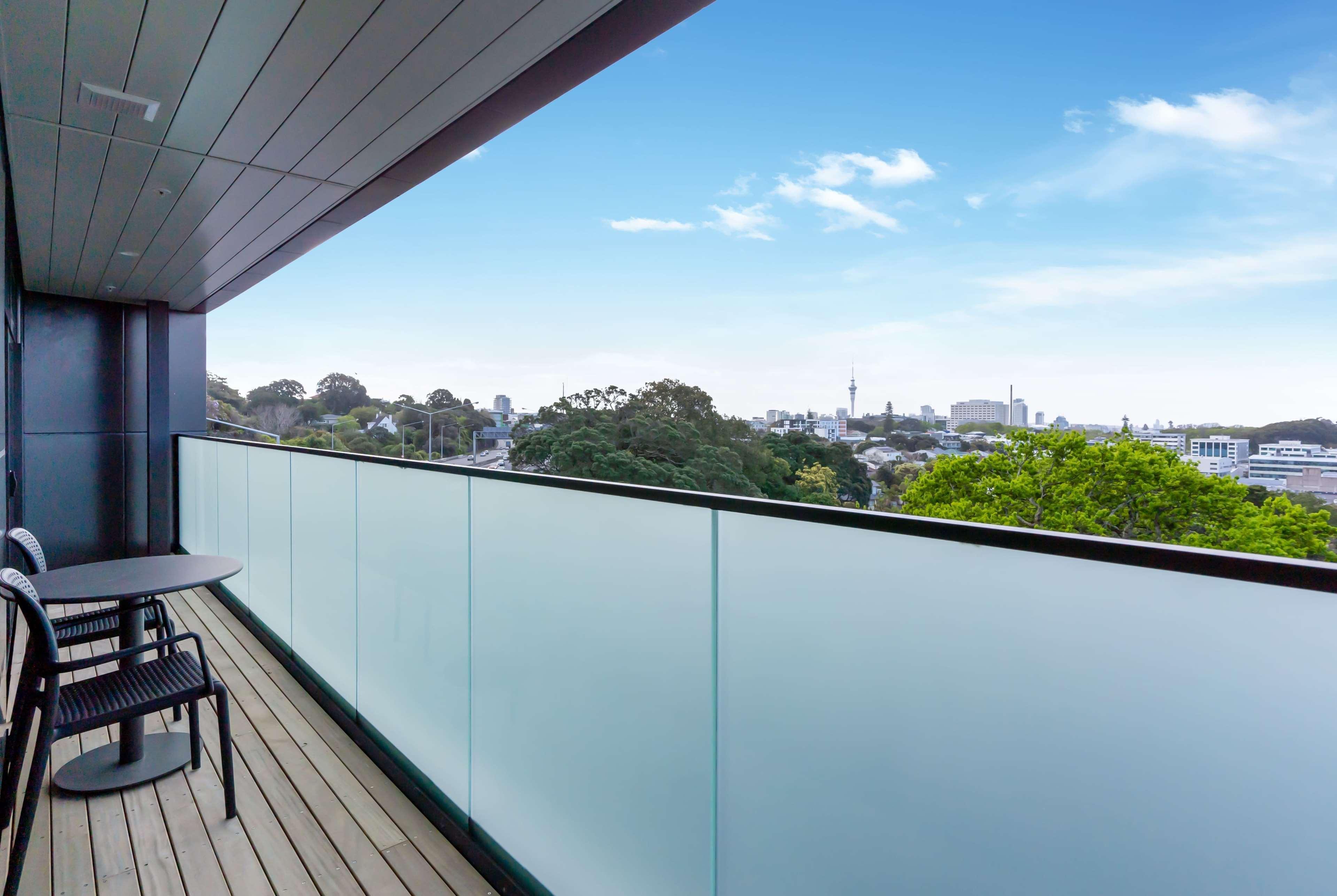 Ramada By Wyndham Newmarket Auckland Dış mekan fotoğraf