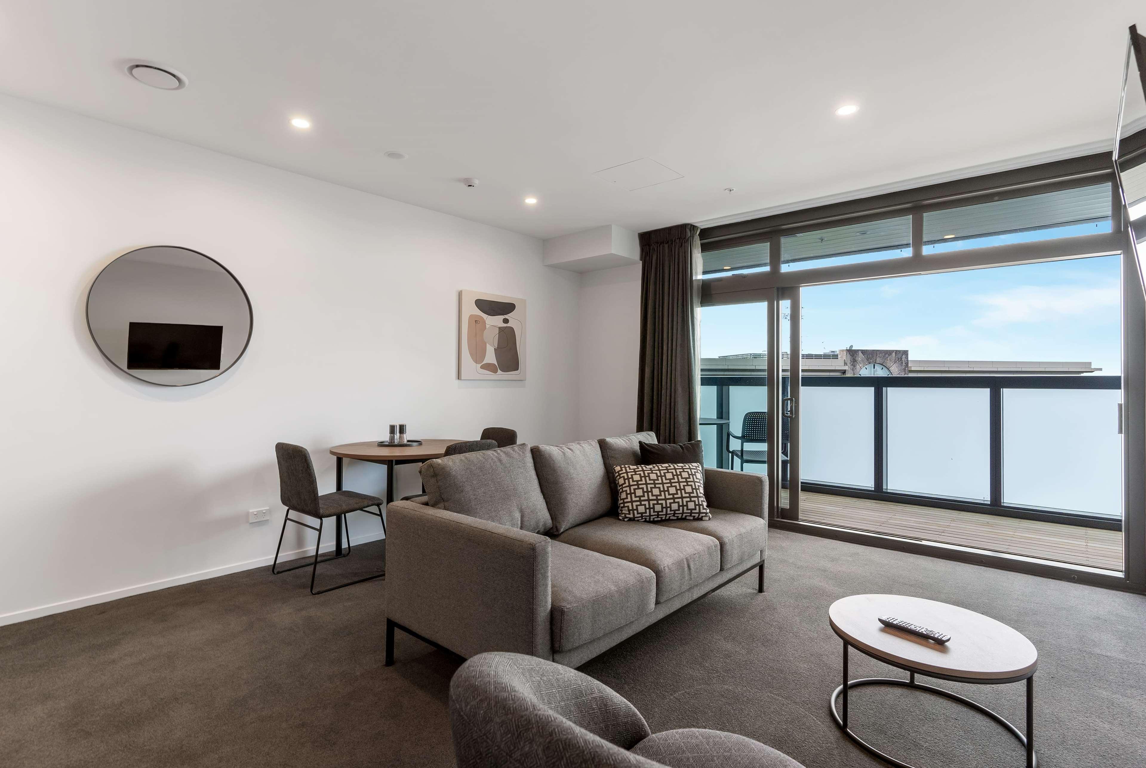 Ramada By Wyndham Newmarket Auckland Dış mekan fotoğraf